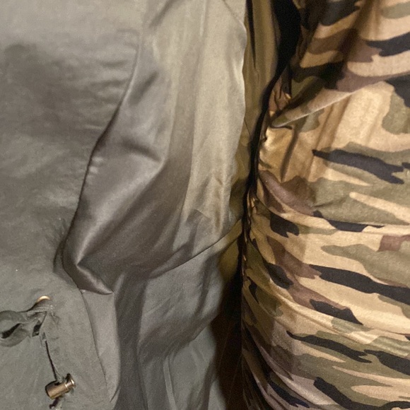 Long over size vest - Picture 6 of 6